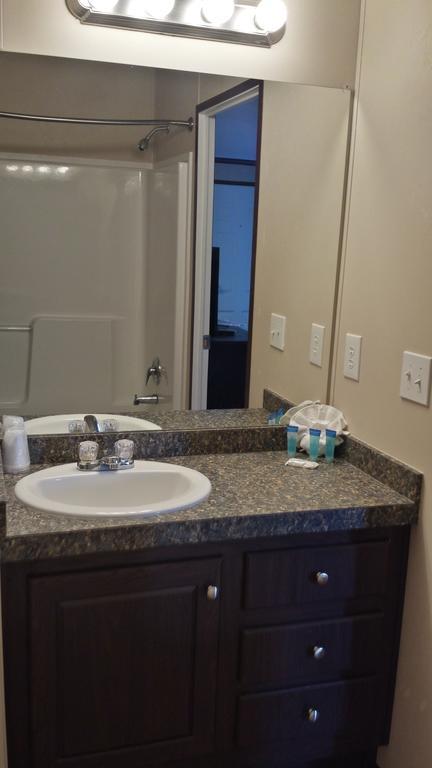Instalodge And Karnes Karnes City